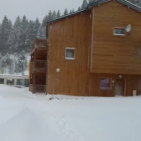 Les Feignes Cerfdoré